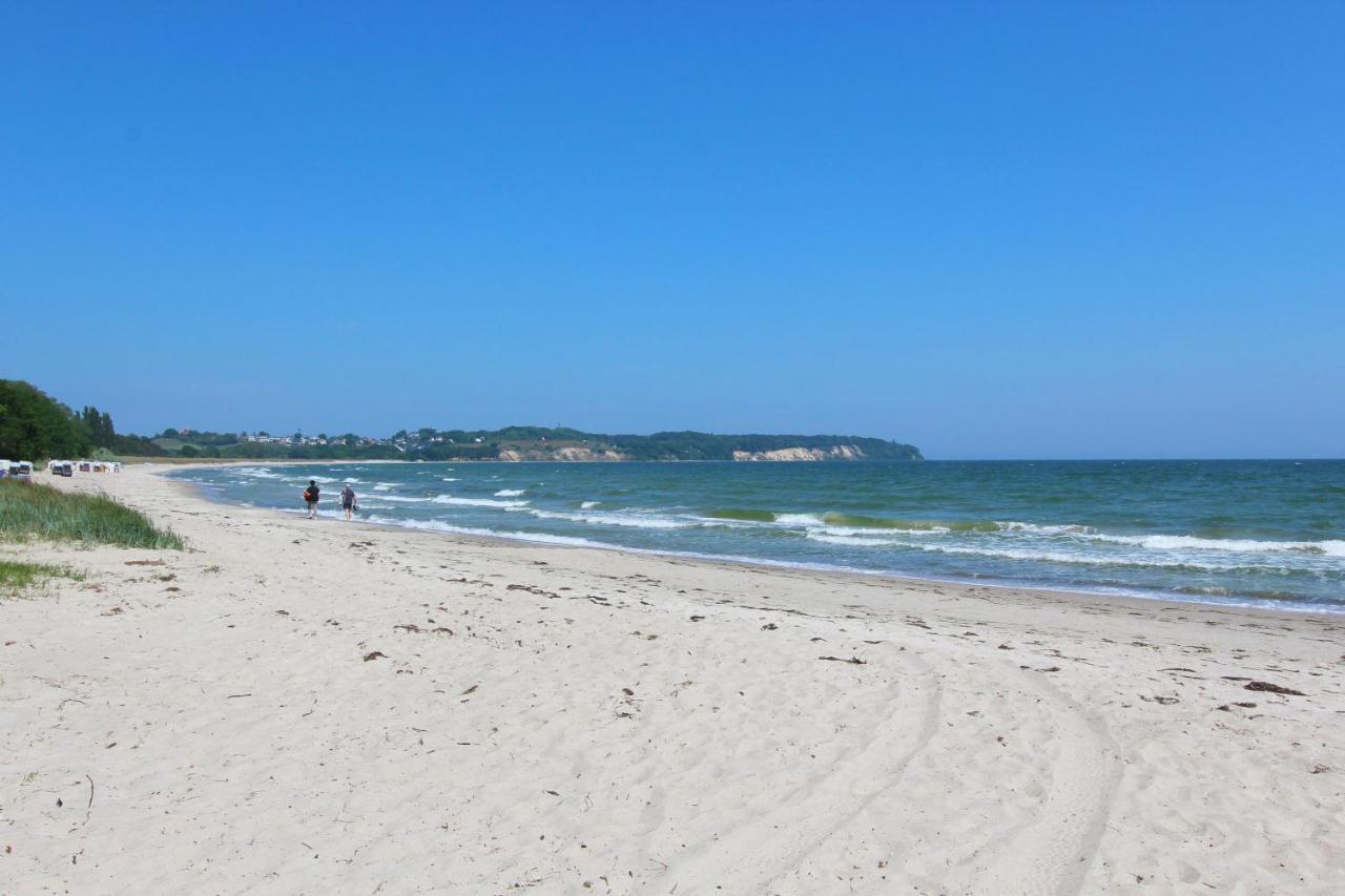 Strandnahe Fewo Mit Balkon, Gratis Nutzung Vom Ahoi Erlebnisbad Und Sauna In Sellin - Rex Rugia Fewo 13-7 Лоббе Экстерьер фото