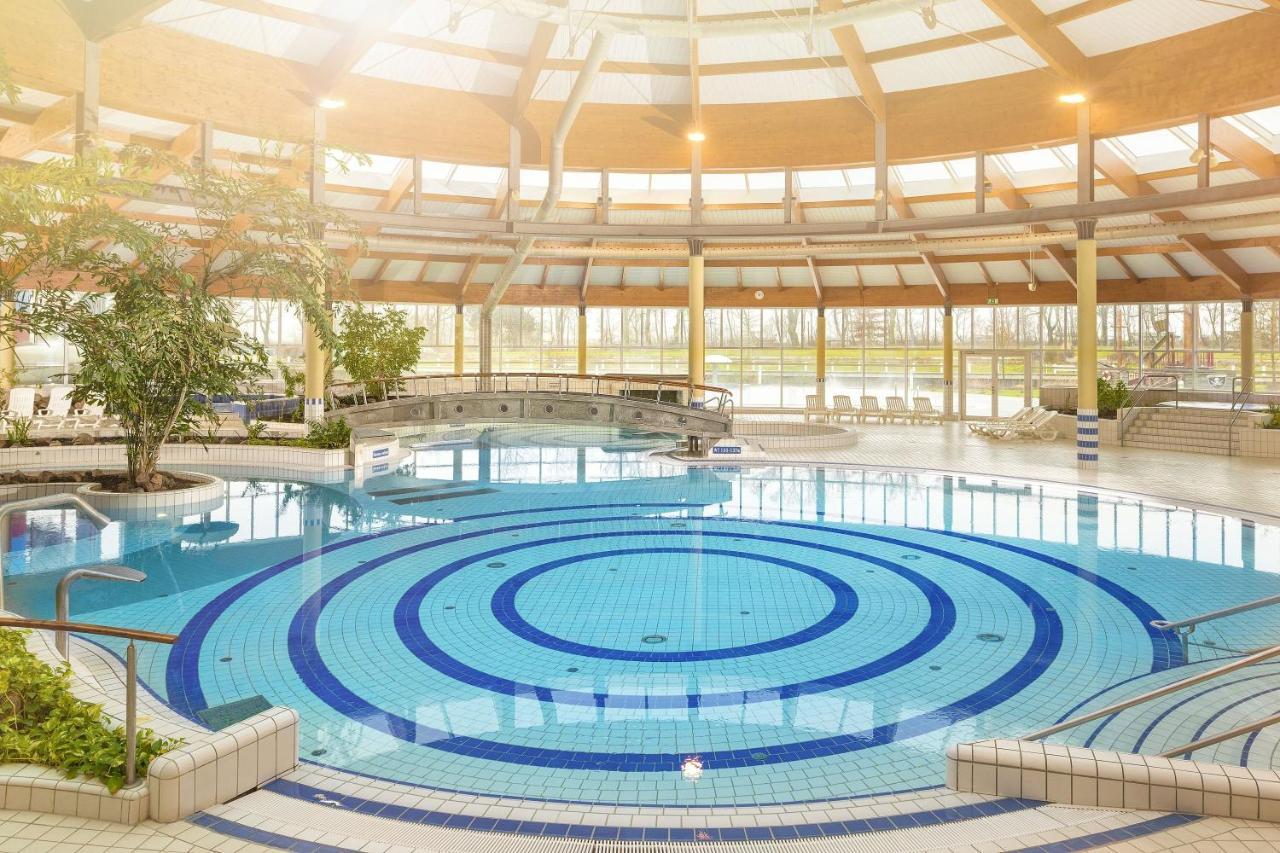 Strandnahe Fewo Mit Balkon, Gratis Nutzung Vom Ahoi Erlebnisbad Und Sauna In Sellin - Rex Rugia Fewo 13-7 Лоббе Экстерьер фото