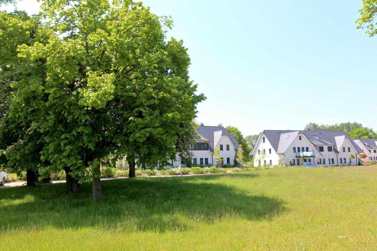 Strandnahe Fewo Mit Balkon, Gratis Nutzung Vom Ahoi Erlebnisbad Und Sauna In Sellin - Rex Rugia Fewo 13-7 Лоббе Экстерьер фото