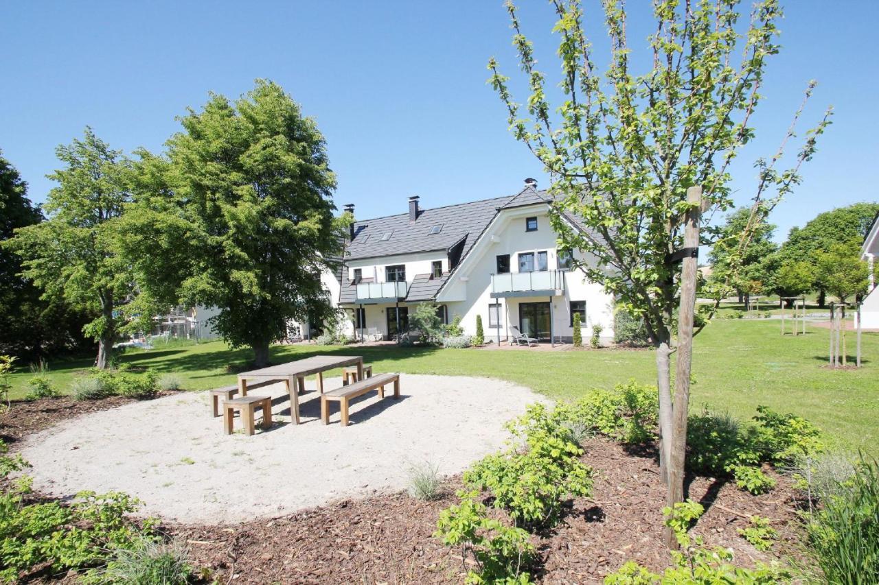 Strandnahe Fewo Mit Balkon, Gratis Nutzung Vom Ahoi Erlebnisbad Und Sauna In Sellin - Rex Rugia Fewo 13-7 Лоббе Экстерьер фото